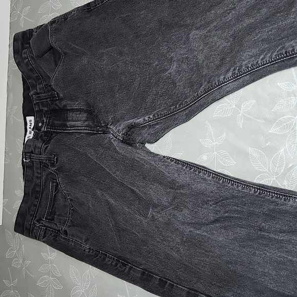 Express Jeans - Picture 4 of 15